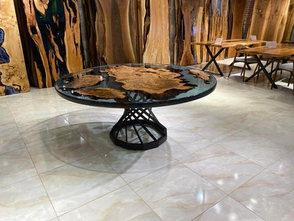 Custom Rounded Epoxy Resine Table