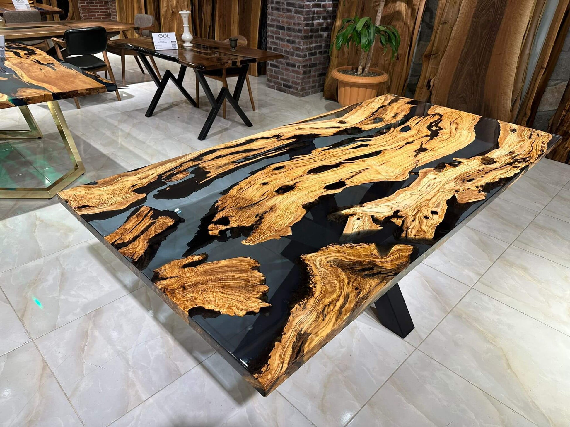 Customized Olive Wood Epoxy Resin Table