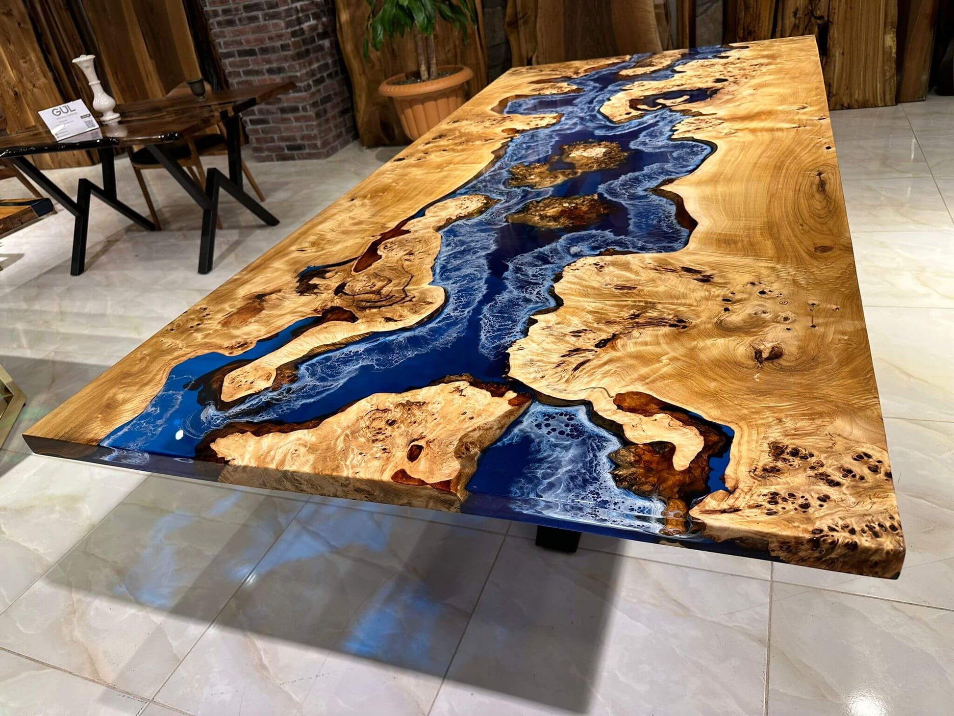 Riverflow Elegance Dining Table