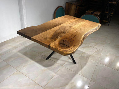 Walnut Table Btc 1013