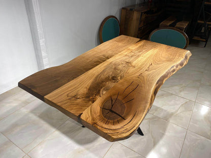 Walnut Table Btc 1013