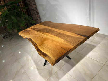 Walnut Table Btc 1013