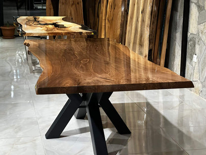 Walnut Table Btc 1096