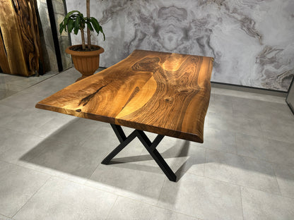 Walnut Table Btc 1114