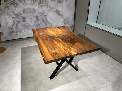 Walnut Table Btc 1114