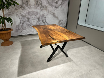 Walnut Table Btc 1114