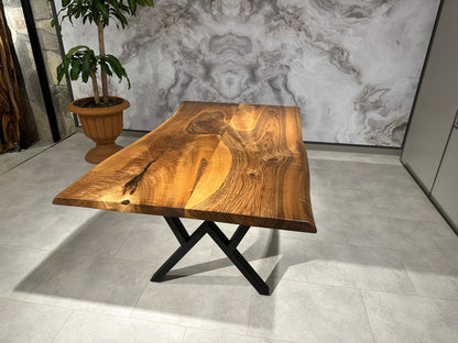 Walnut Table Btc 1114