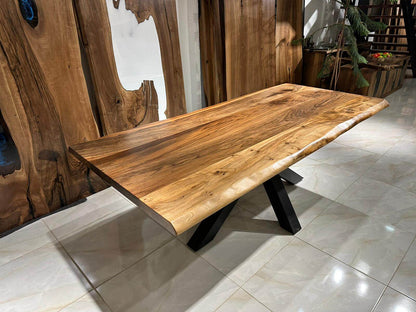 Walnut Table Btc 1123