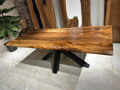 Walnut Table Btc 1123