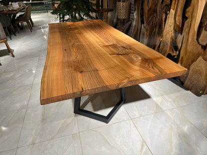 Walnut Table Btc 1127