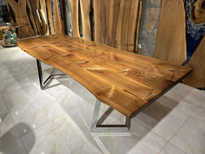 Walnut Table Btc 1128