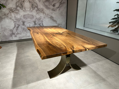 Walnut Table Btc 1144