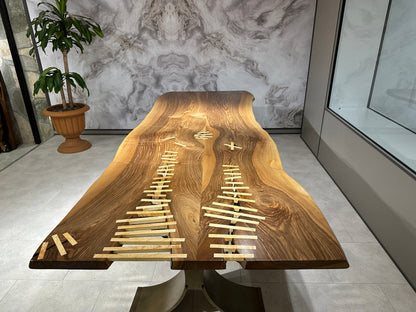 Walnut Table Btc 1148