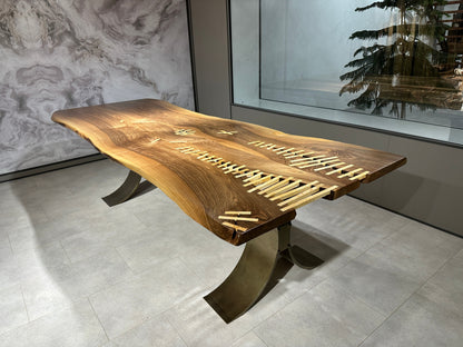 Walnut Table Btc 1148