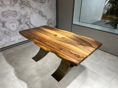 Walnut Table Btc 1152