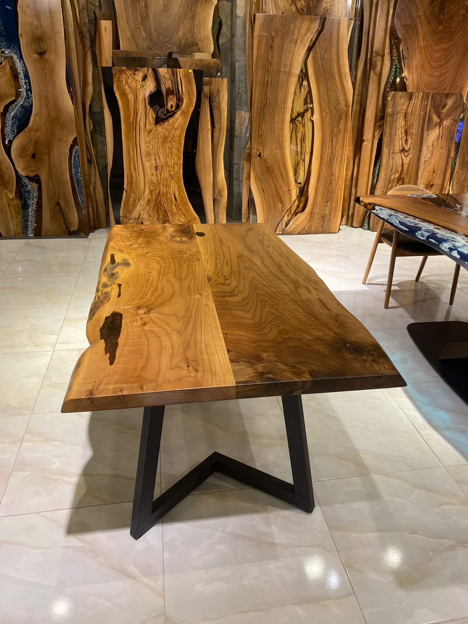Walnut Wood Dining Tables – Gul Natural