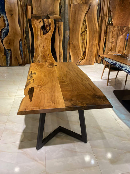 Walnut Table Btc 1169