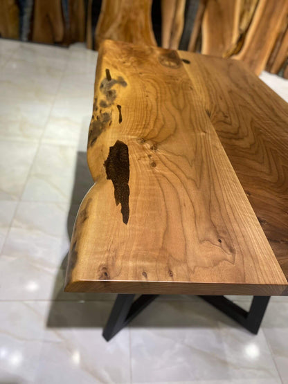 Walnut Table Btc 1169