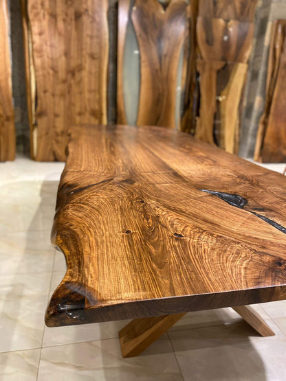 Walnut Table Btc 1173