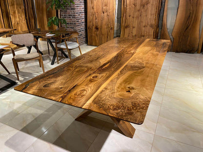 Walnut Table Btc 1174