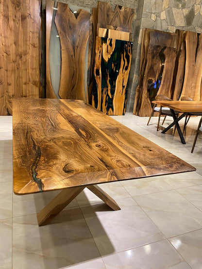 Walnut Table Btc 1174