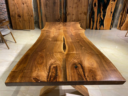 Walnut Table Btc 1175