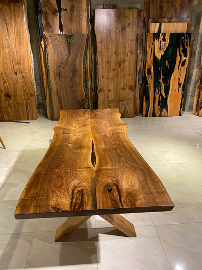 Walnut Table Btc 1175