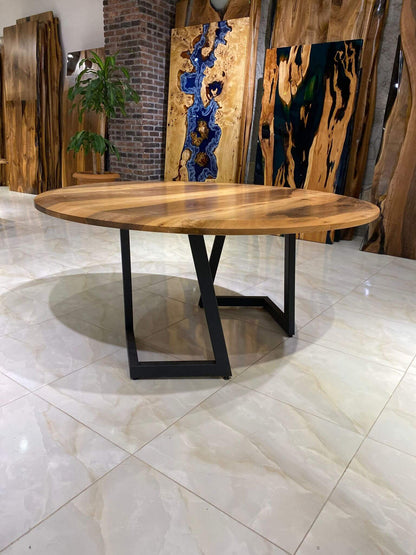 Walnut Table Btc 1183