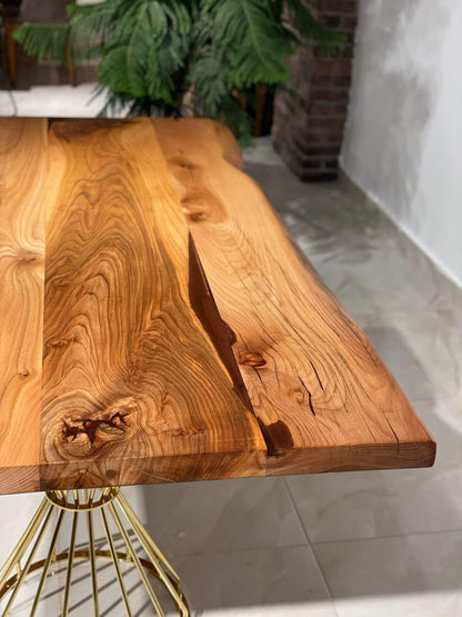 Walnut Table Btc 857