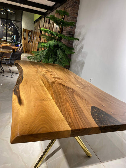 Walnut Table Btc 872