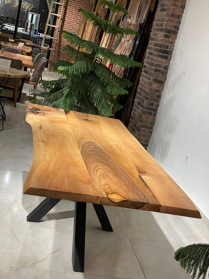 Walnut Table Btc 942