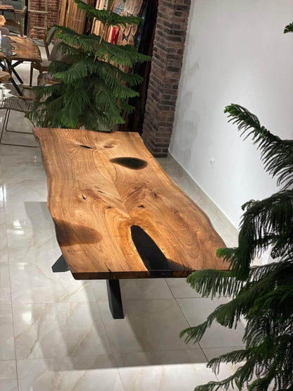 Walnut Table Btc 949