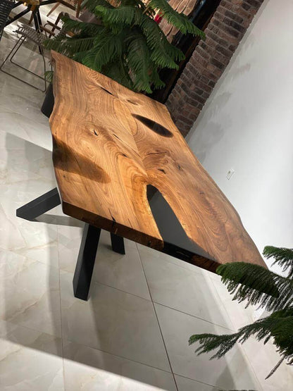 Walnut Table Btc 949