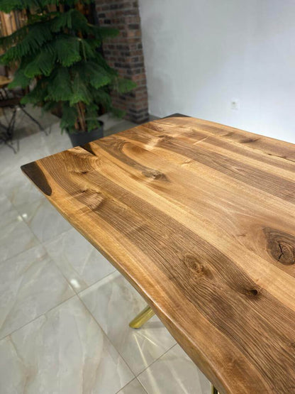 Walnut Table Btc 983