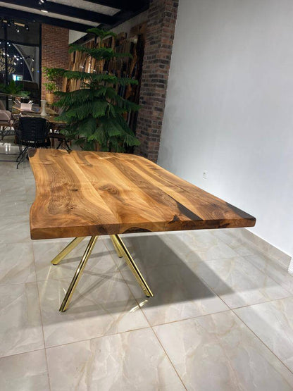 Walnut Table Btc 983