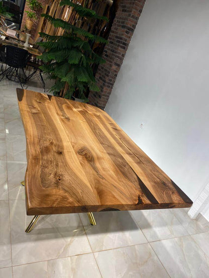 Walnut Table Btc 983