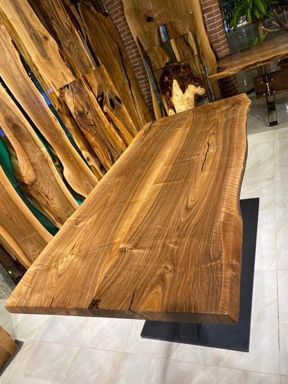 Walnut Table Btc 984