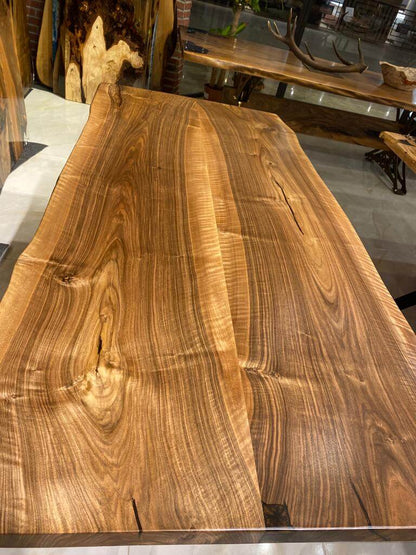 Walnut Table Btc 984