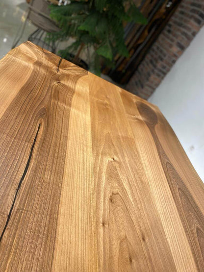 Walnut Table Btc 987