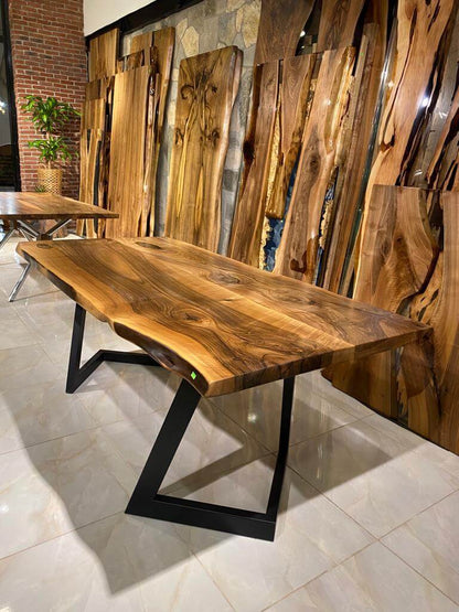 Walnut Table Btc 996