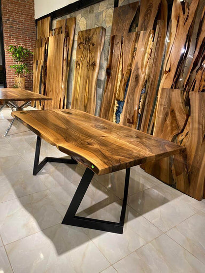 Walnut Table Btc 996