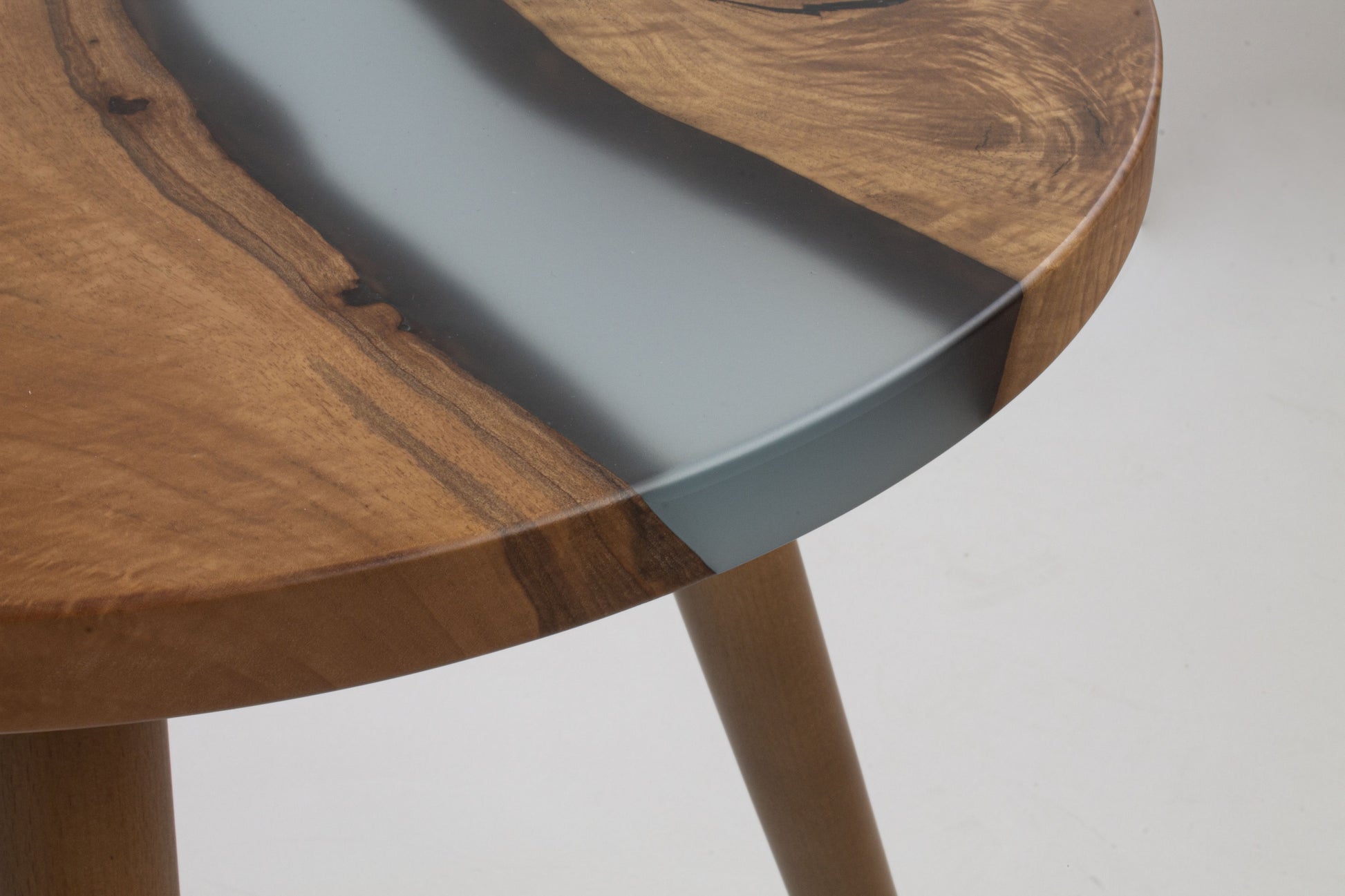 Modern Blue Resin Walnut End Table Side Table