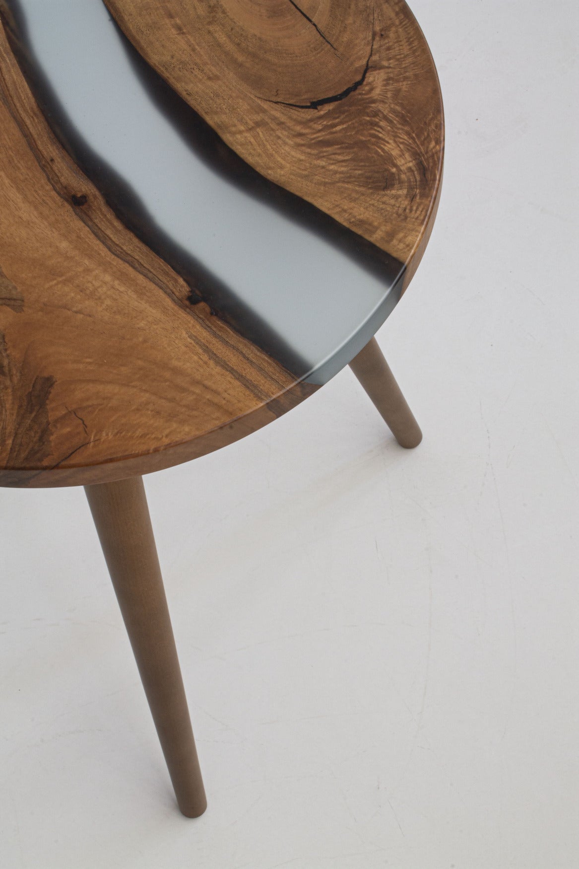 Modern Blue Resin Walnut End Table Side Table