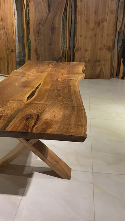 Walnut Table Btc 1175