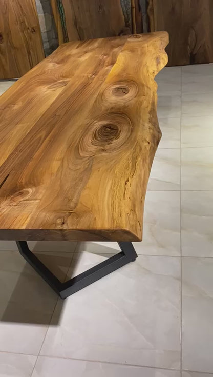 Walnut Table Btc 1176