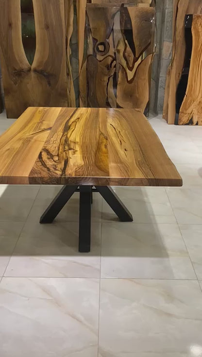 Walnut Table Btc 1156