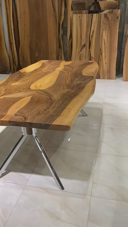 Walnut Table Btc 1168