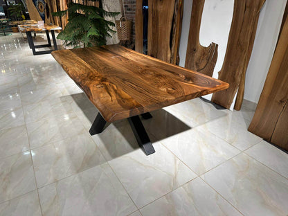 Walnut Table Btc 1123