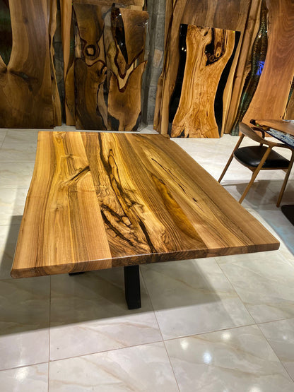 Walnut Table Btc 1156