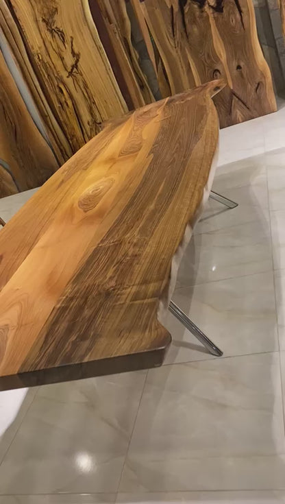 Walnut Table Btc 1165